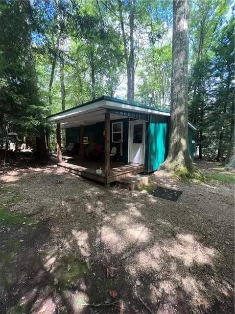 39 Kens Ln, Sigel, PA 15860