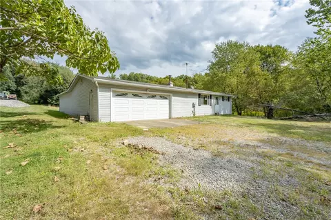 237 Beaver Run Rd, Apollo, PA 15613