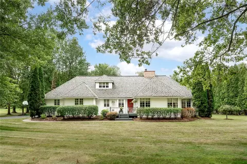 67 Hummel Blvd, Grove City, PA 16127