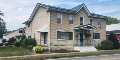 227 Main St, Home, PA 15747
