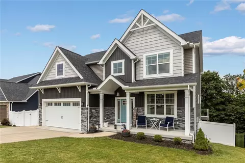 582 Forest Oaks Trl, Irwin, PA 15642