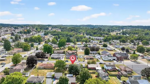 View/Area - 627 Wayne Ave, Monaca, PA 15061 photo 2 of 3
