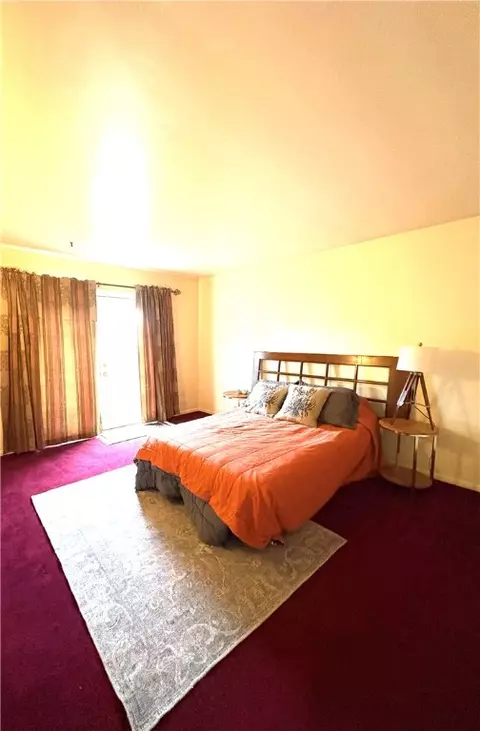 Bedroom - 627 Wayne Ave, Monaca, PA 15061 photo 3 of 6