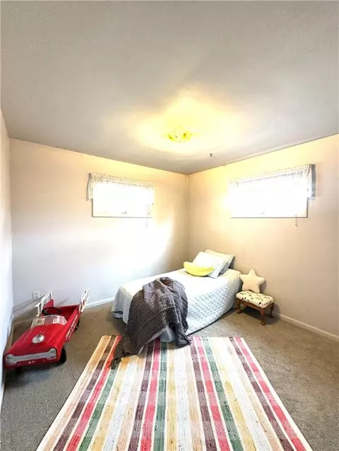 Bedroom - 627 Wayne Ave, Monaca, PA 15061 photo 5 of 6