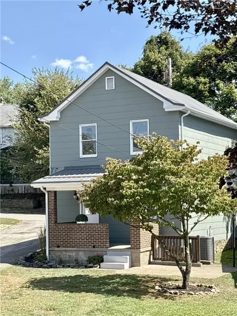 367 First St, Leechburg, PA 15656