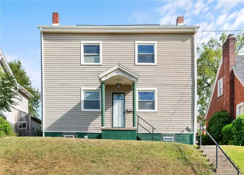 533 Elwyn Ave, Springdale, PA 15144
