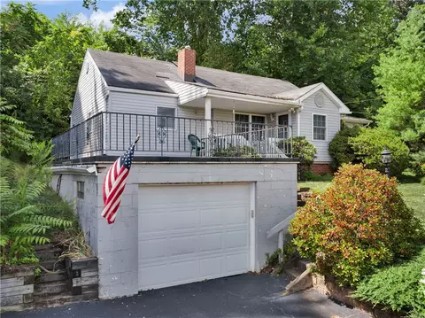 304 Sharon Grange Rd, Aliquippa, PA 15001