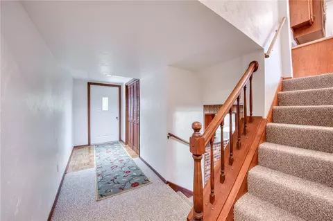 Entry Way - 7315 Ringertown, Export, PA 15632 photo 1 of 1