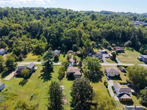View/Area - 7315 Ringertown, Export, PA 15632 photo 4 of 4