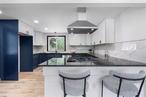 Kitchen - 112 Eileen Dr, Pittsburgh, PA 15214 photo 1 of 4