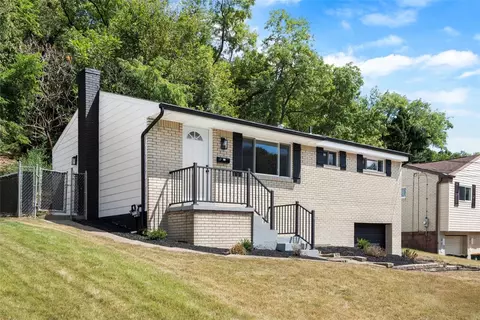 112 Eileen Dr, Pittsburgh, PA 15214