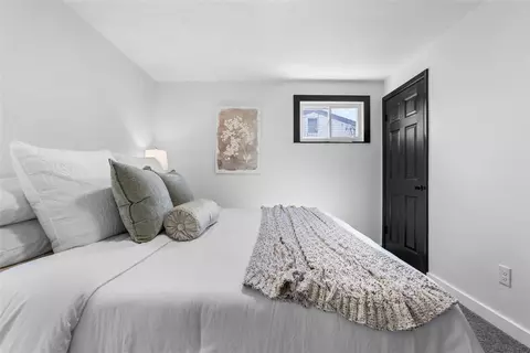 Bedroom - 112 Eileen Dr, Pittsburgh, PA 15214 photo 6 of 8