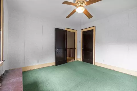 552 Halcomb Ave, Clairton, PA 15025 photo 24