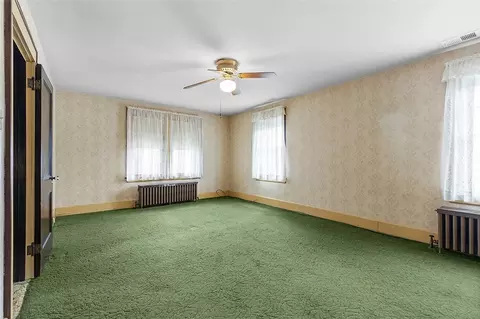 552 Halcomb Ave, Clairton, PA 15025 photo 28