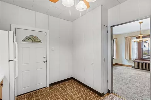 552 Halcomb Ave, Clairton, PA 15025 photo 14