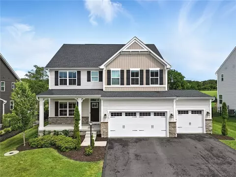 3049 Eagle Ridge Dr, Valencia, PA 16059