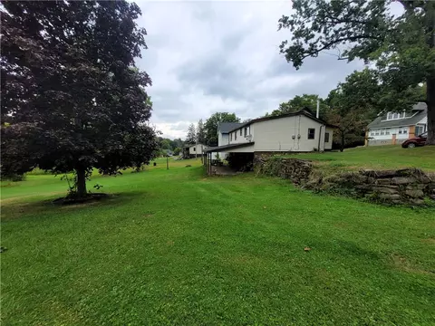 Exterior - 504 S Ruby St, Derry, PA 15627 photo 4 of 6
