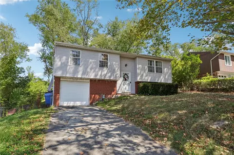 2231 George St, Irwin, PA 15642
