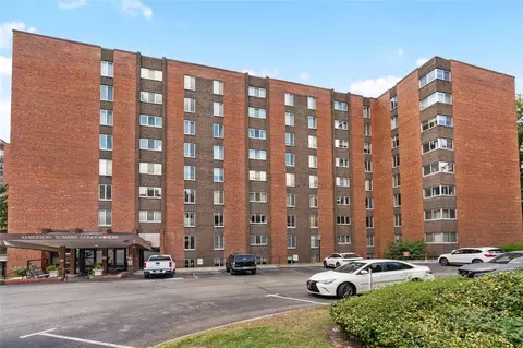 5 Bayard #416, Pittsburgh, PA 15213