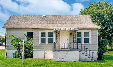 385 Hallam Ave, Meadowlands, PA 15347