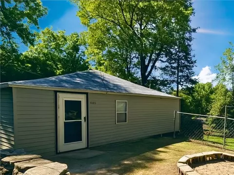 195 Kinch Rd, Oil City, PA 16301