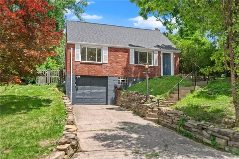 109 Burton Dr, Pittsburgh, PA 15235