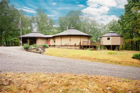 117 St Joe Rd, Butler, PA 16002