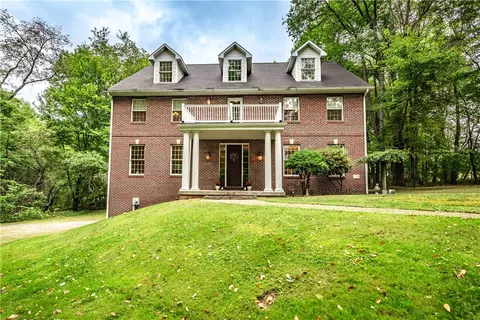 102 Patriot Ln, Butler, PA 16001