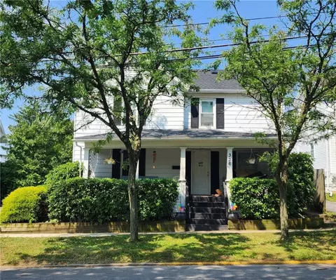336 N 5th St, Indiana, PA 15701