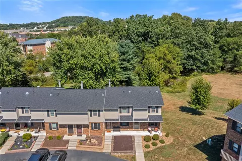 View/Area - 121 Forest Dr, Seven Fields, PA 16046 photo 2 of 4