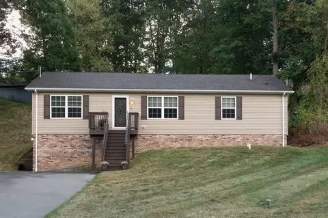 116 Autumn St, Aliquippa, PA 15001