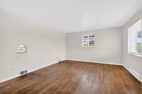 70 Webster Ave, North Irwin, PA 15642 photo 3