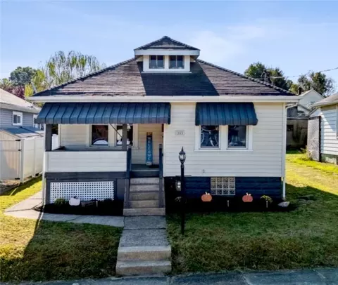 1522 3rd St, Natrona Heights, PA 15065