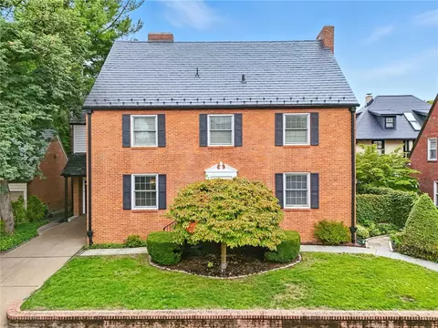 587 Moorhead Pl, Pittsburgh, PA 15232