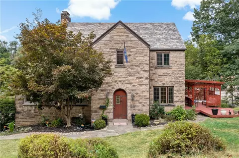 156 Woodland Dr, Pittsburgh, PA 15236