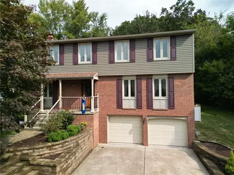 125 Shangri La Dr, Monroeville, PA 15146