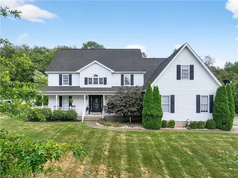 502 Mary Ln, Uniontown, PA 15401