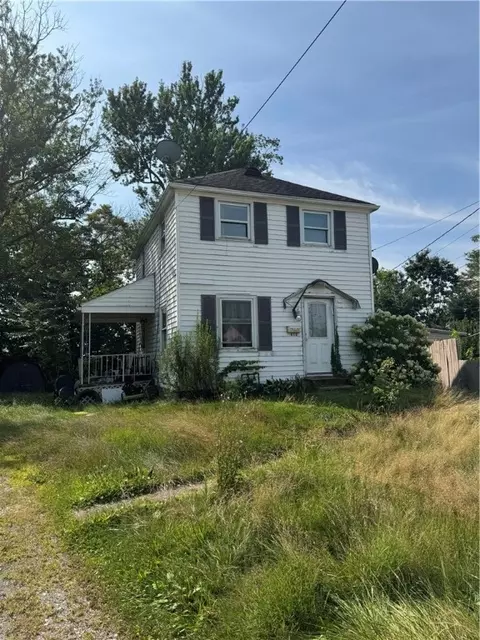 878 Craig St, Clairton, PA 15025