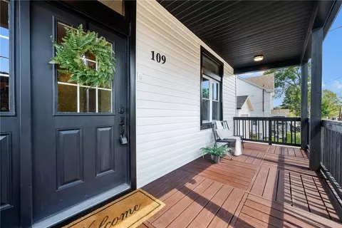 109 E Undercliff St, Pittsburgh, PA 15223 photo 2