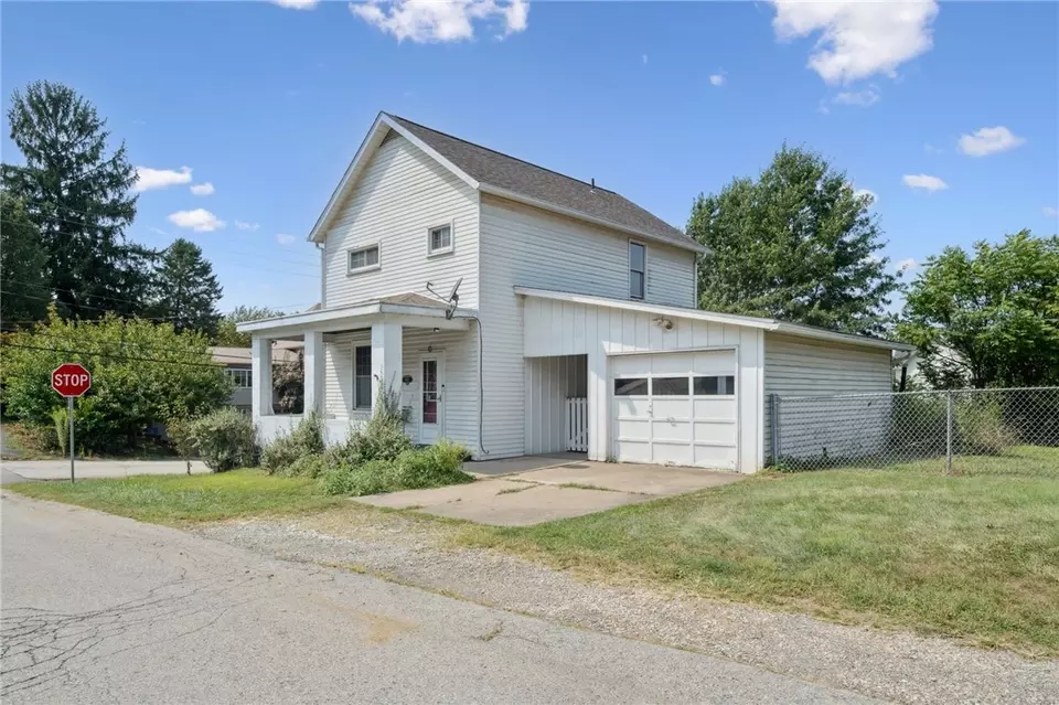Other - 5901 Roslyn St, Mckeesport, PA 15135 photo 3 of 4