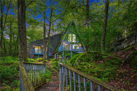 457 Zermatt Rd, Boswell, PA 15531