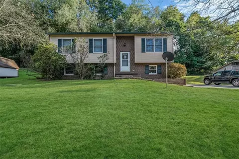 312 Clarice Ln, Tarentum, PA 15084