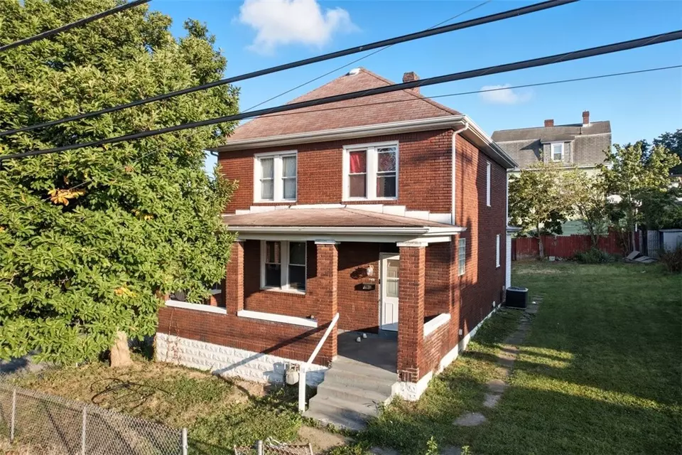 Exterior - 1401 Maple Ave, Turtle Creek, PA 15145 photo 1 of 6