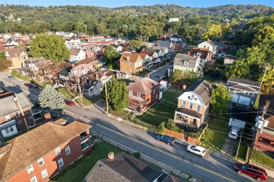 View/Area - 1401 Maple Ave, Turtle Creek, PA 15145 photo 4 of 5