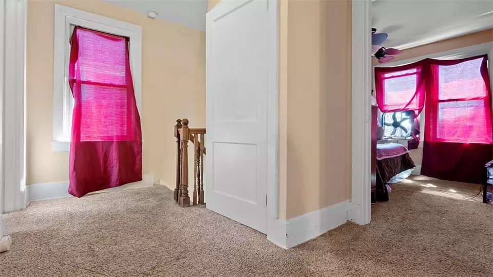 Entry Way - 1401 Maple Ave, Turtle Creek, PA 15145 photo 6 of 6