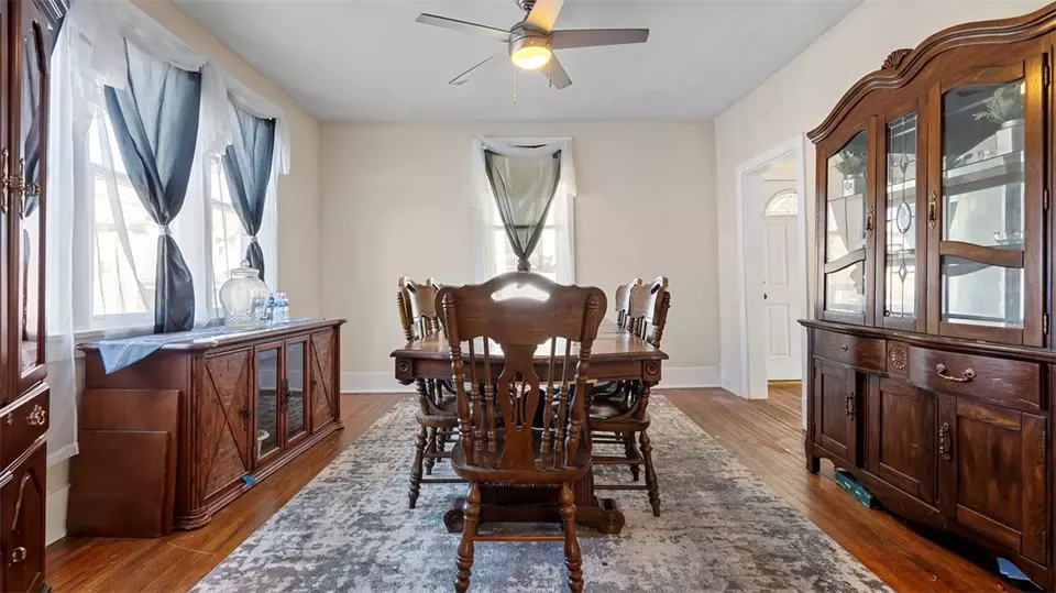 Dining - 1401 Maple Ave, Turtle Creek, PA 15145 photo 2 of 4