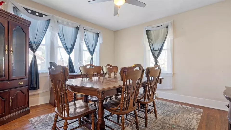 Dining - 1401 Maple Ave, Turtle Creek, PA 15145 photo 1 of 4