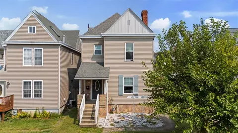 1050 Allison Ave, Washington, PA 15301