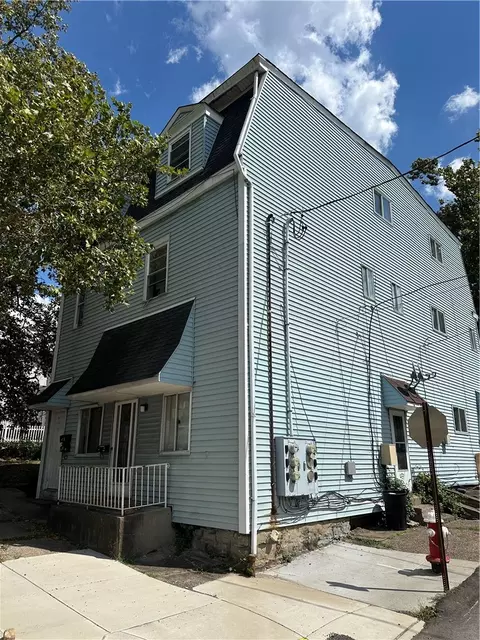 417 Lorenz Ave, Pittsburgh, PA 15220
