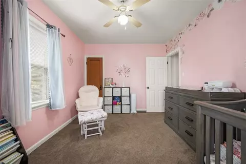 Bedroom - 1199 Marshall Rd, Monaca, PA 15061 photo 5 of 5